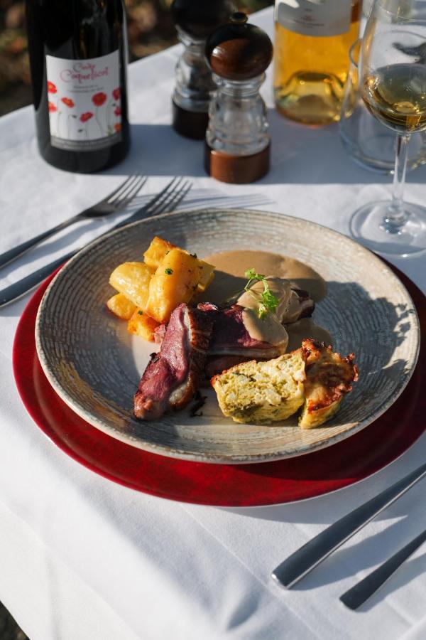 Hotel Restaurant Les Coquelicots, The Originals Relais Saint-Pardoux-l'Ortigier Экстерьер фото