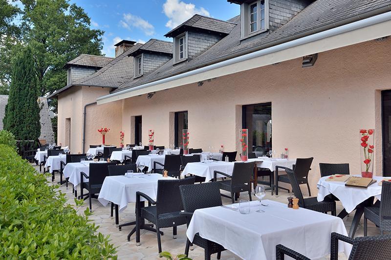 Hotel Restaurant Les Coquelicots, The Originals Relais Saint-Pardoux-l'Ortigier Экстерьер фото